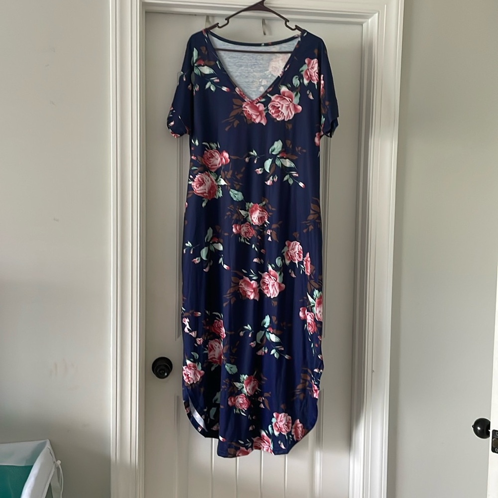 Women’s maxi dress